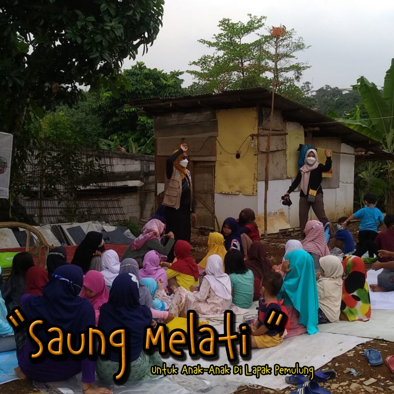 TEMPAT BELAJAR untuk Anak-Anak di LAPAK PEMULUNG Kampung Melati