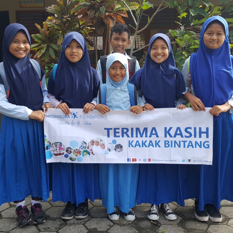 Bantu Hoshizora Foundation Menyekolahkan Lebih Dari 5000 Anak Indonesia