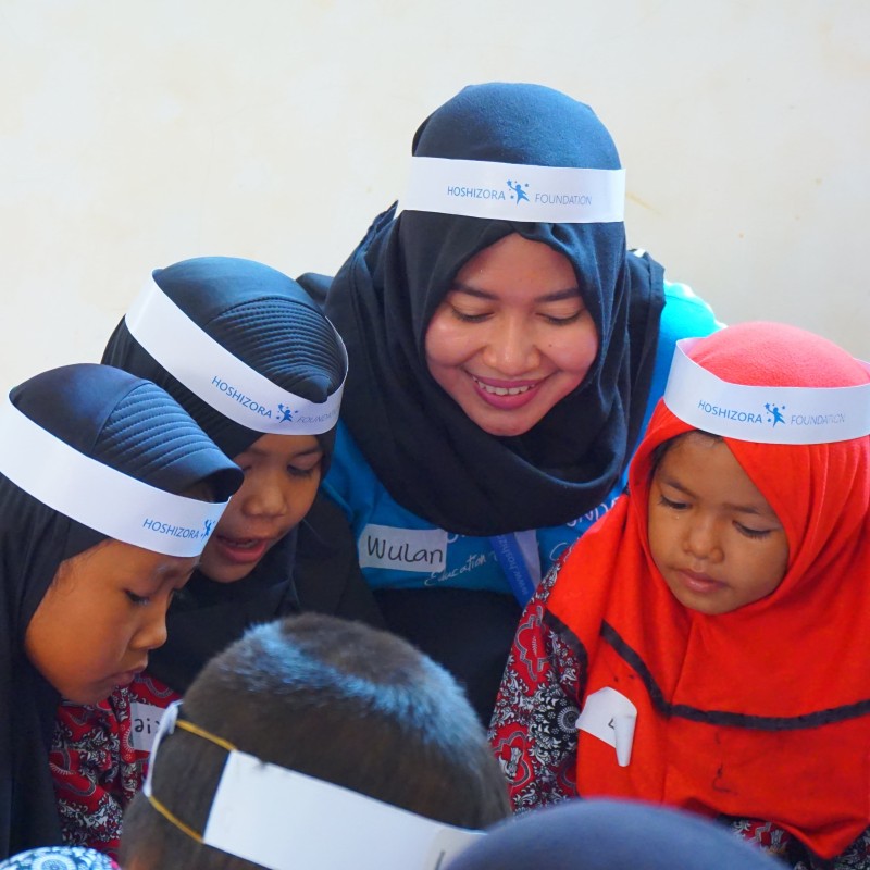 Bantu Hoshizora Foundation Menyekolahkan Lebih Dari 5000 Anak Indonesia